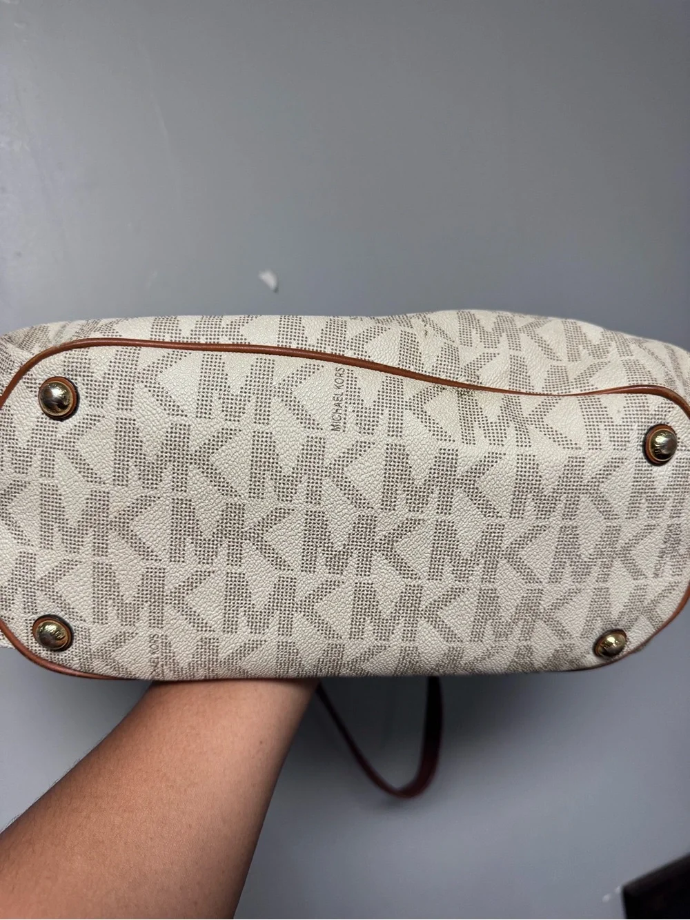 Michael Kors Marina Large Drawstring Tote Vanilla Brown